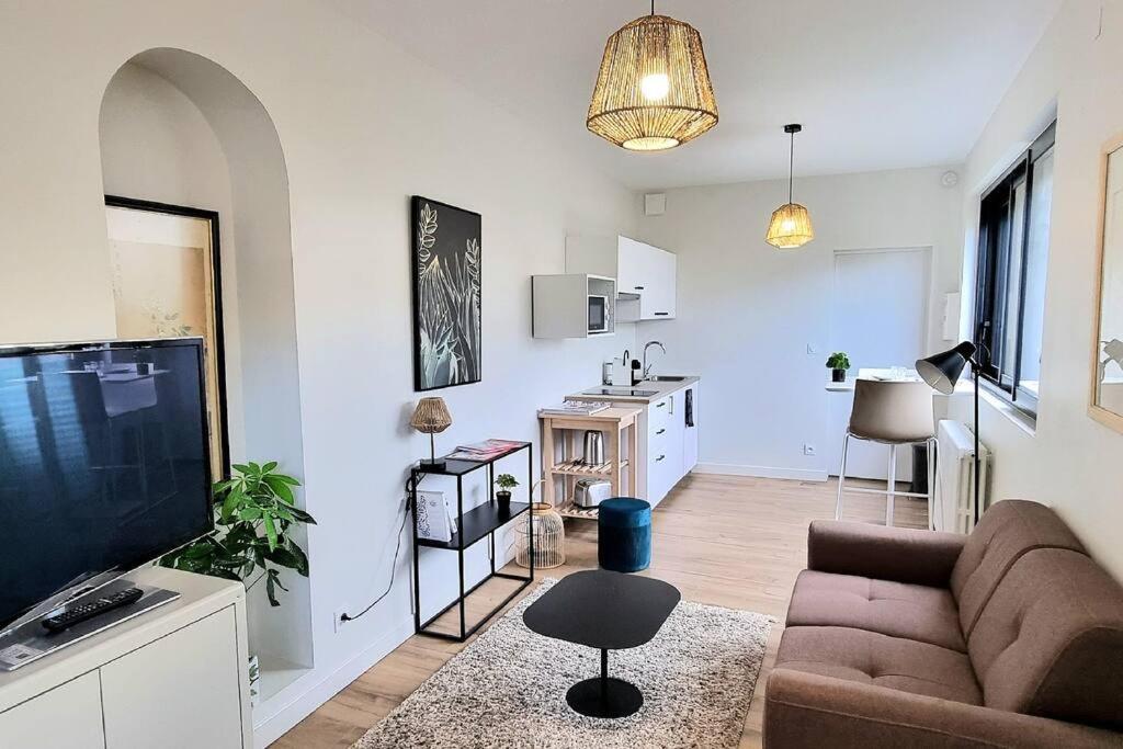 Chic & Garden - Parking - Wifi - Tv